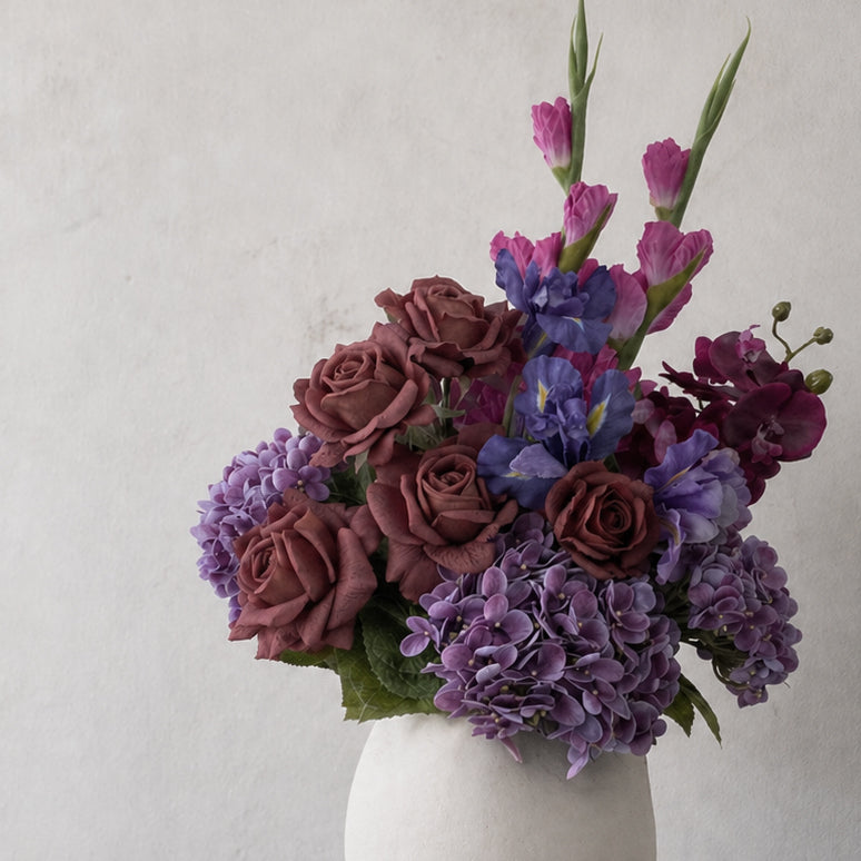 Aubergine Twilight (17 stems)